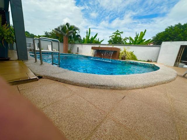 Norshah Village Resort ปันไตเจอนัง ภายนอก รูปภาพ